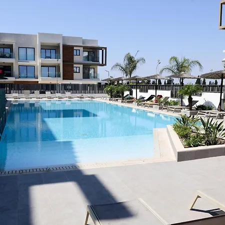 アパート Cosmos C102