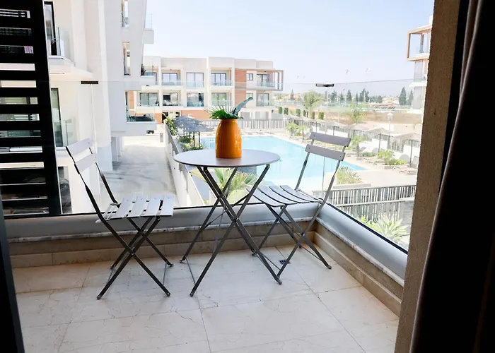 Cosmos C102 Apartment Paralimni