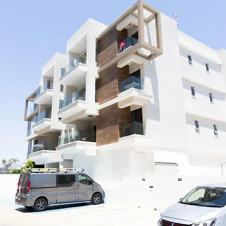 Cosmos C102 Апартаменты *